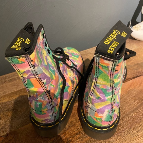 RARE — Vintage 1990s Dr Martin boots - Picture 2 of 5